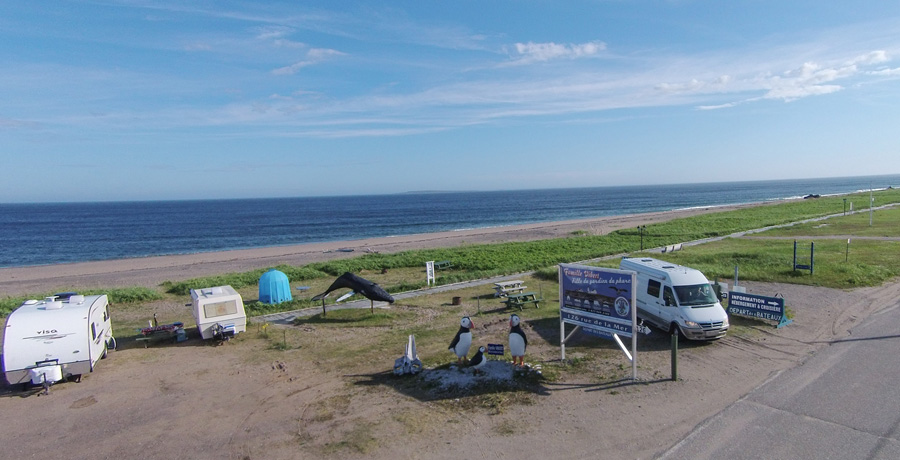 Vue aérienne du camping à Longue Pointe de Mingan